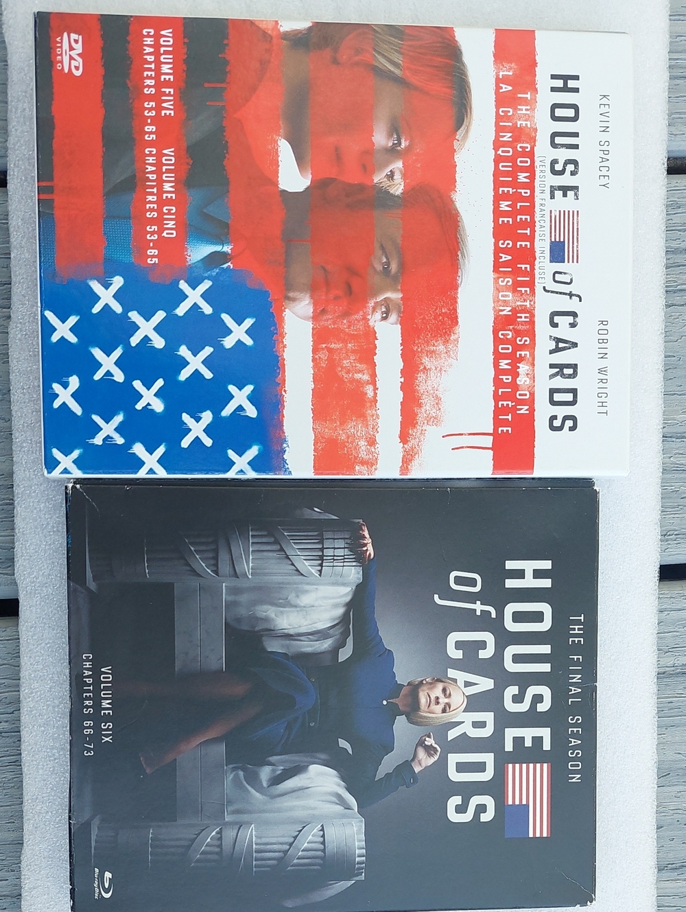 House of Cards Complete Seasons (Red, Blue, Black) DVD & Blu-ray Set